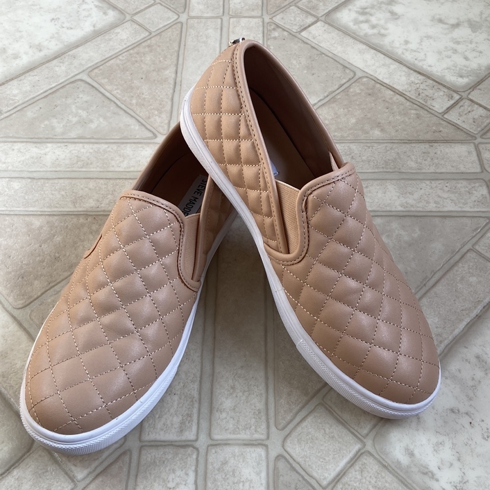 Steve Madden Quilted Slip-On Flats in Nude